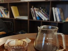 手冲果丁丁-工页咖啡X COFFEE(龙东路店)