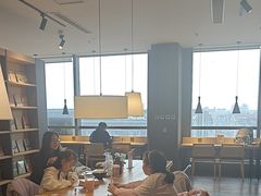 -魔方城市书房(中街益田店)
