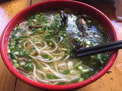 -正宗李家土鸡米线店