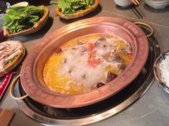 -阿婆情腊排骨火锅·野生菌季(古城旗舰店)