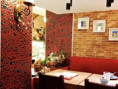 卡座-Lia Cafe Bar Restaurant松山咖啡屋