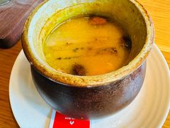 果木炭火煨榛果芡实牛蒡汤-庆春朴门