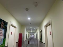 -小巢精品酒店(朝阳医院东大桥地铁站店)