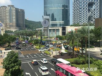 过关的人山人海让我们后怕，所以错开时间会好一些