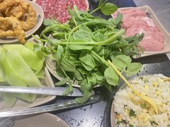 -洞亭火锅(防空洞总店)