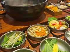 -银米·云南传统过桥米线(双廊黑金冠店)
