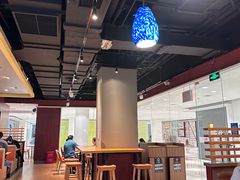 大堂-The Habit Burger Grill 哈比特汉堡(复兴soho店)
