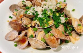 Scallion Oil Stir-fried Clams