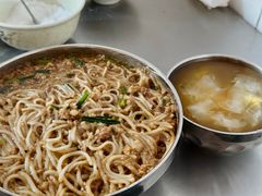 -正宗杨记普洱酸醋米线(总店)