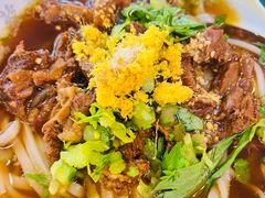 -瑞虹新天地月亮湾