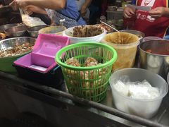 -周日夜市