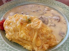 奶油蘑菇鸡肉蛋包饭-犀牛家猪排