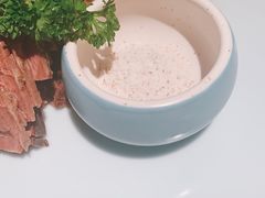 古法盐蘸牛肉-老头儿油爆虾·知味杭州(爱琴海购物中心)