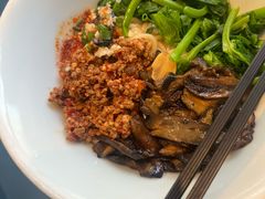 -一坐一忘云南菜(嘉里中心店)