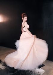 -童画全球婚纱艺术馆