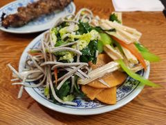 素凉菜-门框胡同百年卤煮(新街口店)