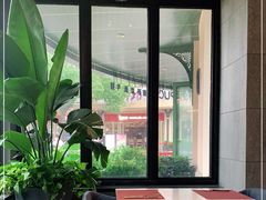 -WOLFGANG PUCK KITCHEN & BAR(迪士尼小镇店)