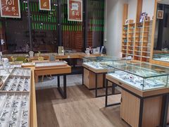 -无界眼镜MaxLess(滨江星光大道店)