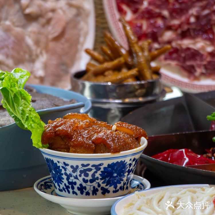 终于吃到啦，彭州鲜货市井火锅天花板