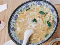 特色豆腐年糕汤-嵊州小吃(杭州东站店)