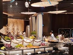 自助取餐区-海棠湾洲际-涛·海底餐厅·美人鱼·自助餐·海底隧道