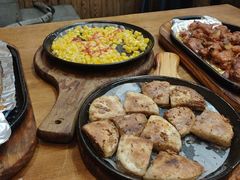 -老东镇啤酒屋海鲜加工·蒸汽海鲜·海鲜烧烤(台东店)