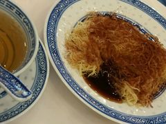 蚝油虾籽捞面-香港麦奀云吞面世家(中山二路店)
