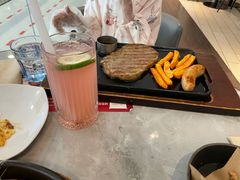 -必胜客餐厅(昆百大泰业城店)