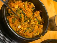 传统石锅拌饭-唯成•韩国炭火烤肉 유성고기