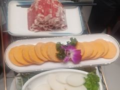 -天宜隆蘑菇宴火锅(石景山旗舰店)