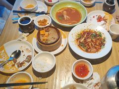 -嫩芽 ·地道重庆菜(十八梯露台夜景店)