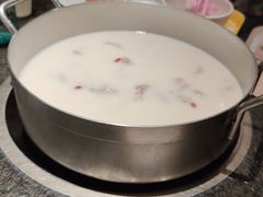 -煲宫猪肚鸡(昆山金鹰国际购物中心店)