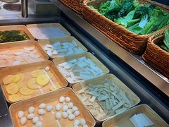-遇上西雅图多融合海鲜自助餐厅(中房金谊广场店)