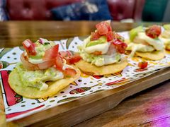 鲜虾牛油果塔塔-Famous肥猫墨西哥音乐餐吧(五棵松华熙LIVE店)