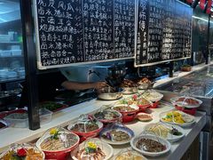 -廖师傅大蒜炒腊肉(袁家岭店)