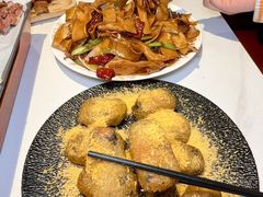 -小河公主秘制烤羊腿(小绿谷店)