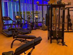 -上海滴水湖皇冠假日酒店