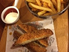 -玛格萝妮比萨屋(四平店)