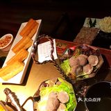 很清爽的火锅 清汤可以喝 牛杂好像比牛肉好吃点