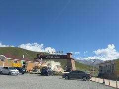 -祁连山·岗什卡雪峰景区