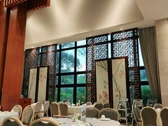大堂-品泉餐厅·大盆鱼·走地鸡