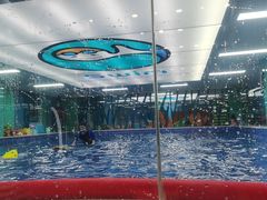 -Swim斯卫姆国际儿童游泳中心(红博中央公园店)