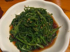 -益华家菜屋(世茂店)