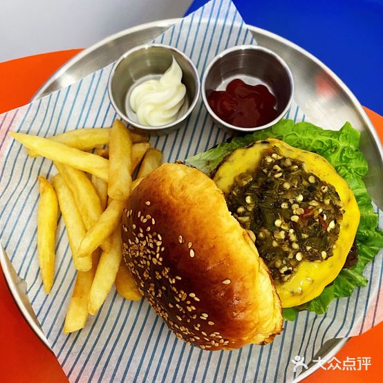 aha Burger收工汉堡