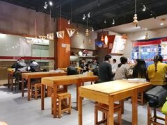 大堂-香满园春饼·家常菜(东大桥店)