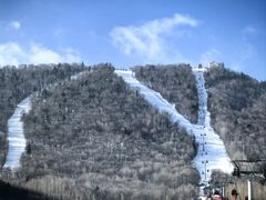 -亚布力新体委滑雪场