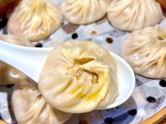 -莱莱小笼·乔艾