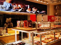 面包甜点陈列柜-好利来(牡丹园店)