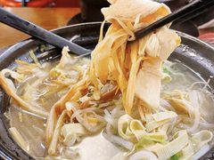 -丽虹云南过桥米线(兴工街店)
