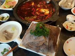 -一斗火锅·招财羊毛肚(泰吉滨江店)